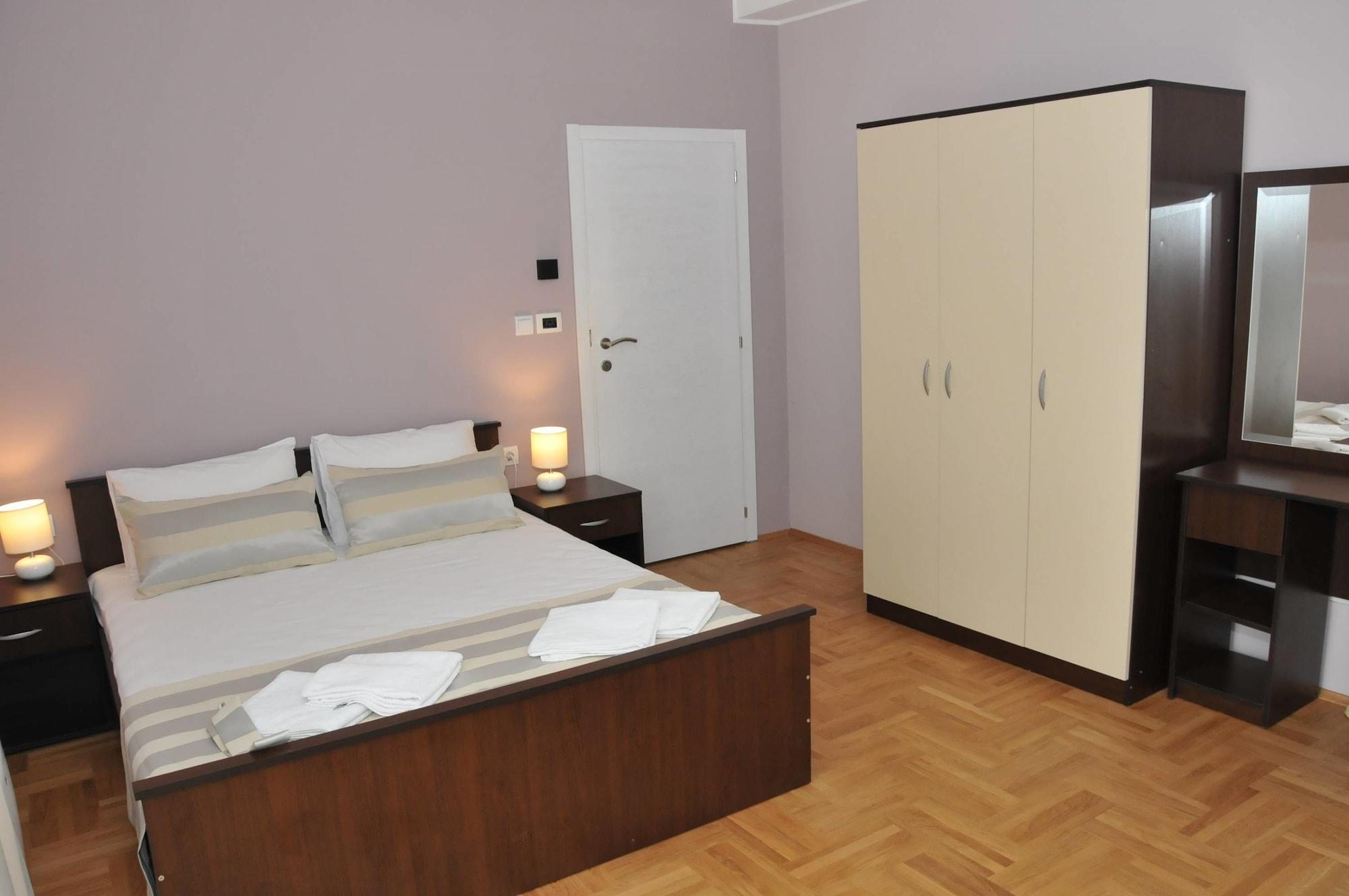 Hotel M-club 3*