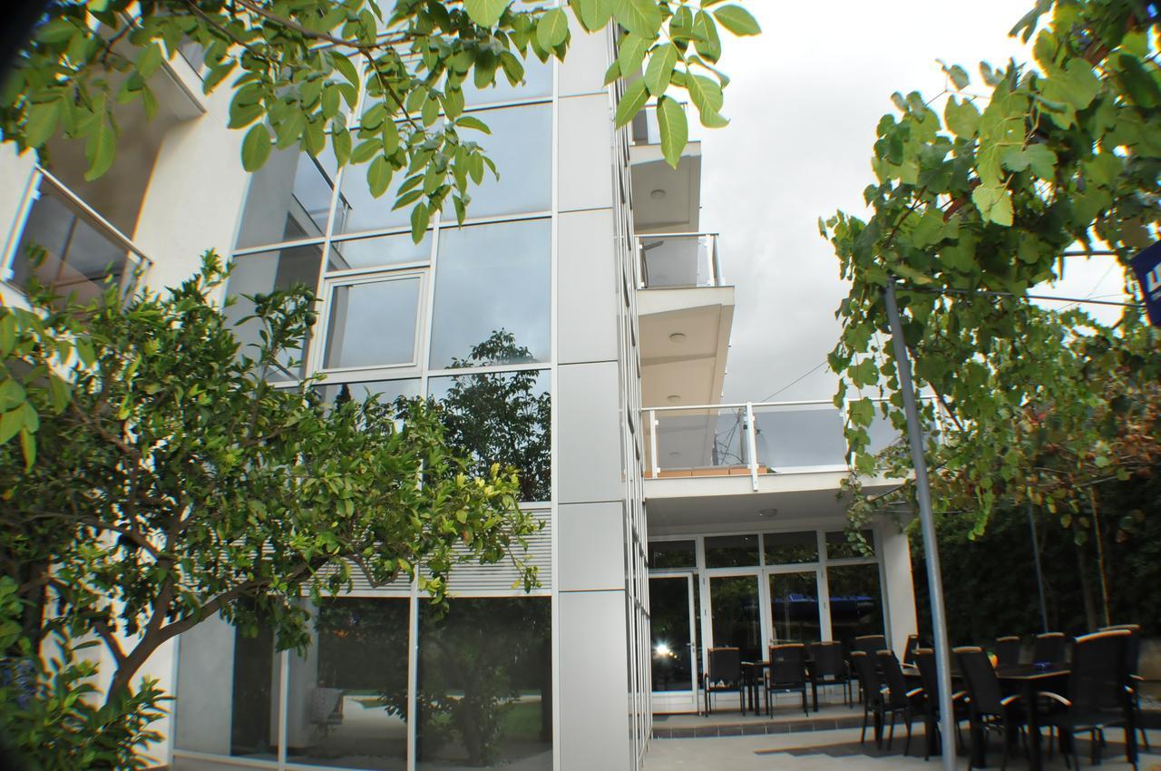 M-club Hotel 3*